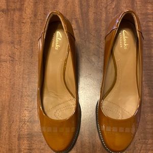 Clarks Artisan worn once on carpet